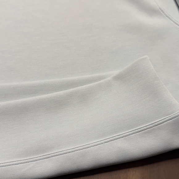 Lululemon perfectly oversized cropped crew softstreme - Picture 17 of 17